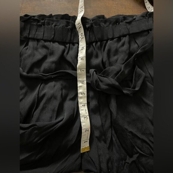 Womens Anthropologie Cartonnier Black Paperbag Tapered Leg Crepe Pants pockets - Picture 11 of 13